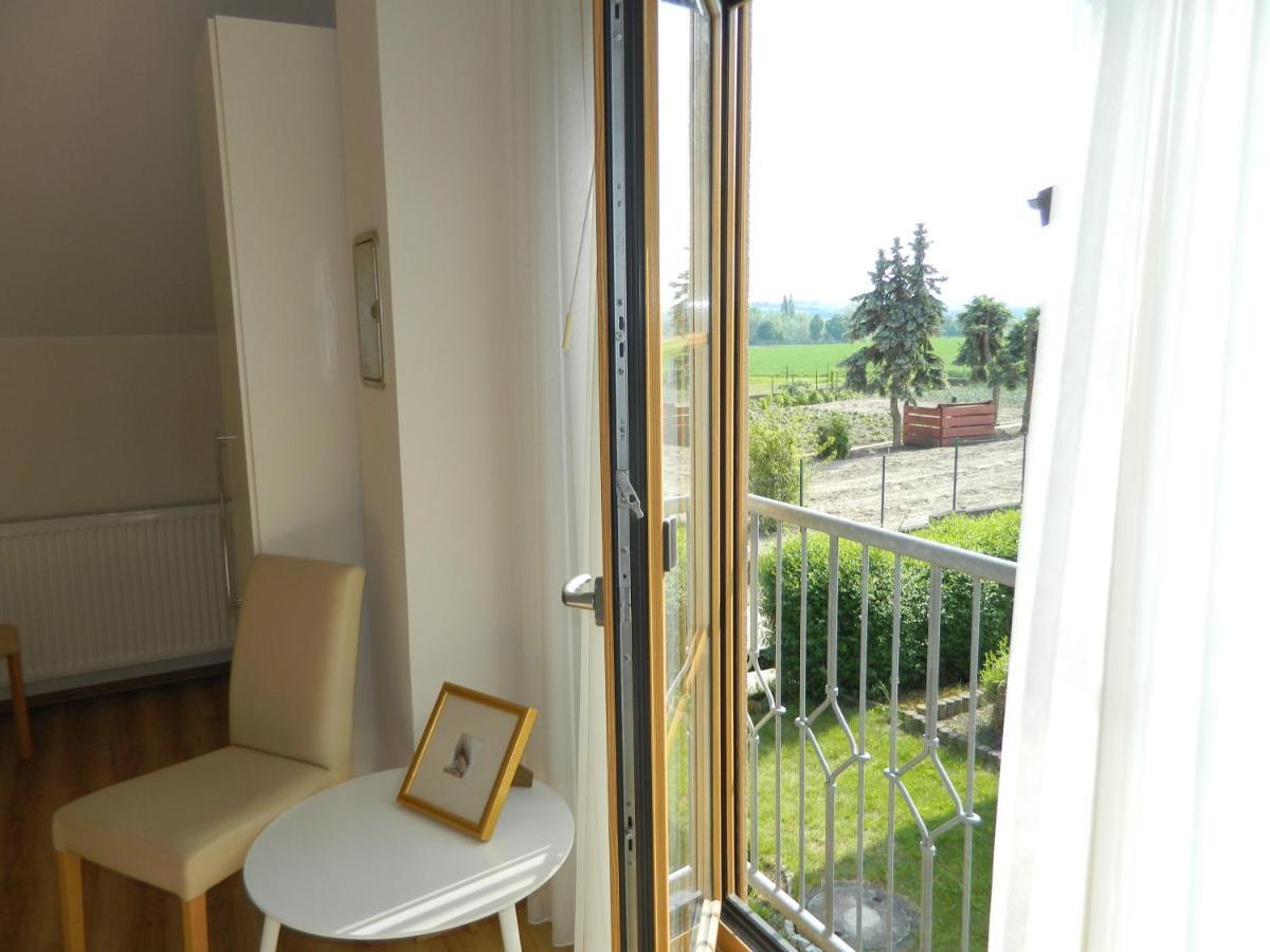 Gaestehaus Borniger Gau-Weinheim Exterior photo